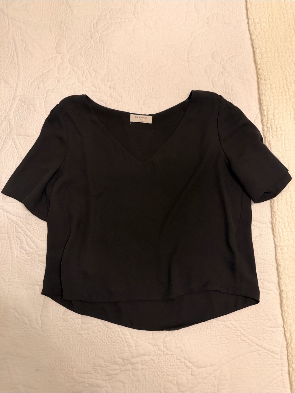 Babaton Black V-Neck Short Sleeve Top